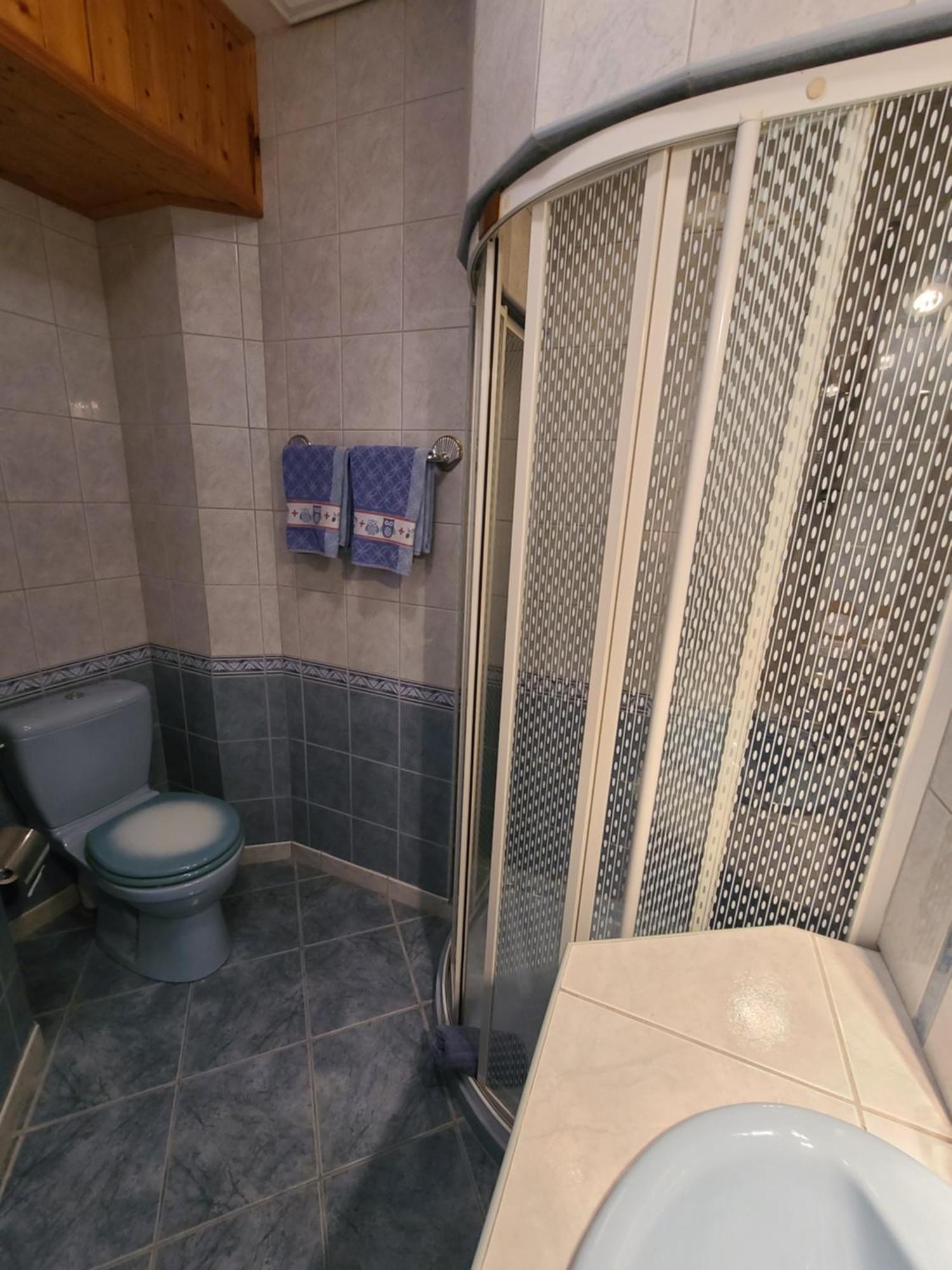 Les Dependances Du Chateau Noailles  Kamer foto